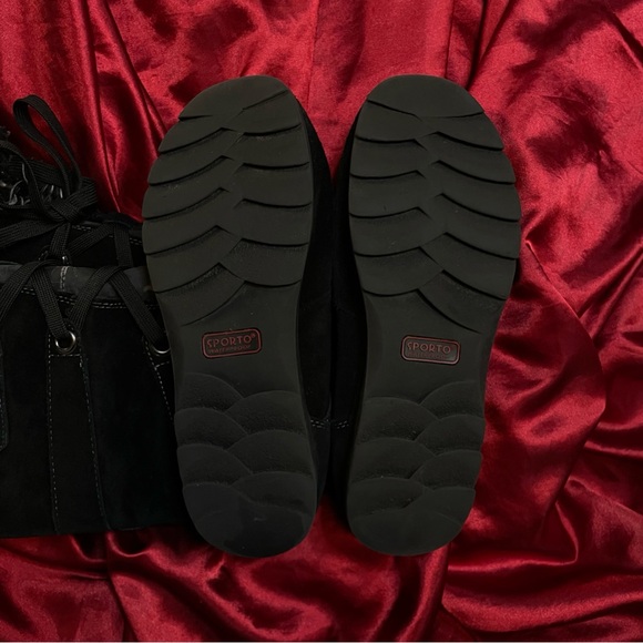 SOLD - Picture 4 of 5